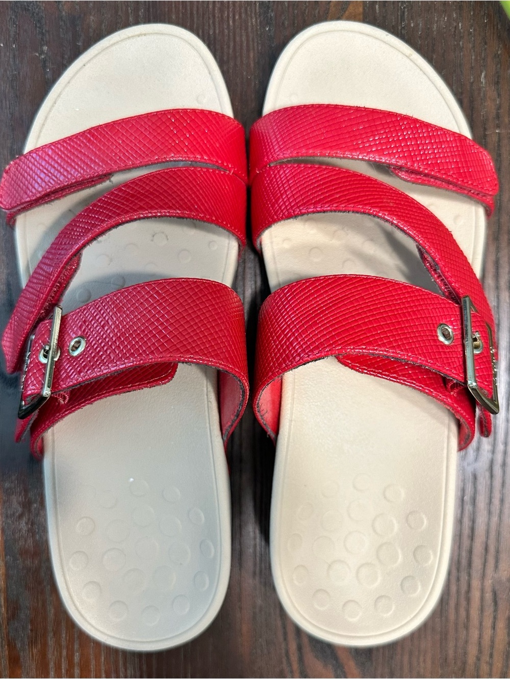 Vionic Red Triple-Strap Buckle Slide Sandals with Cream Footbed